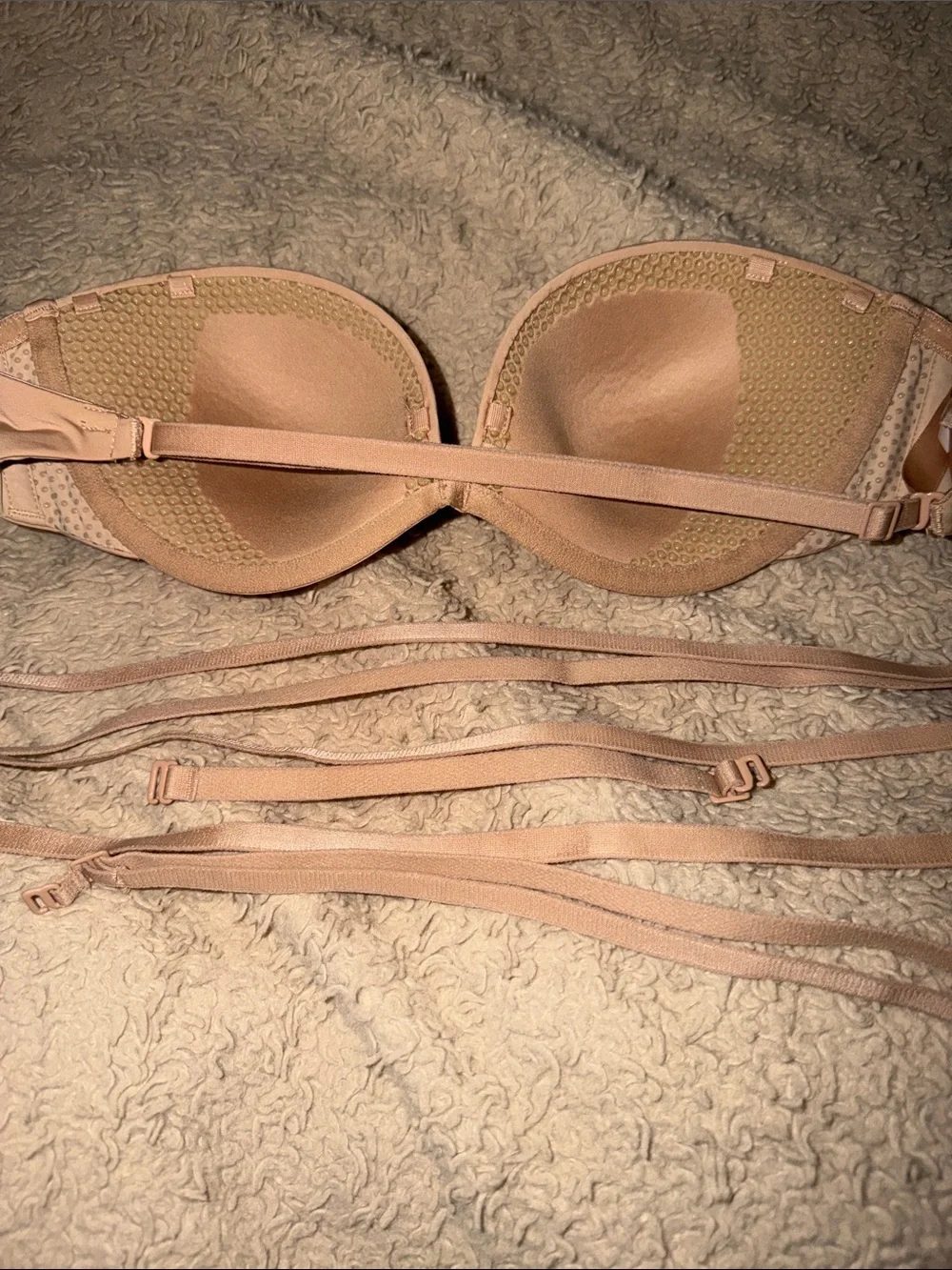 SKIMS Light Beige Strap-Convertible Push-Up Bra